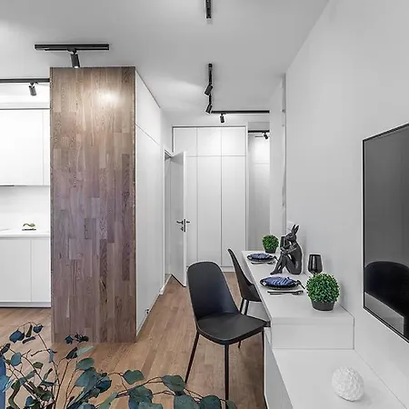 Brand New In Apartment