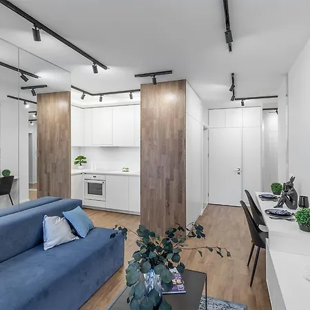 Brand New In 维尔纽斯